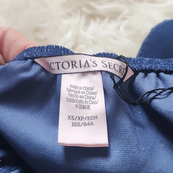 Victoria's Secret Navy Blue Velour Ruffle Trim Romper XS - Picture 4 of 12